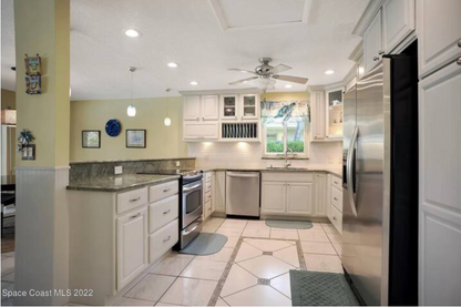 Direct booking for 45 west bay drive