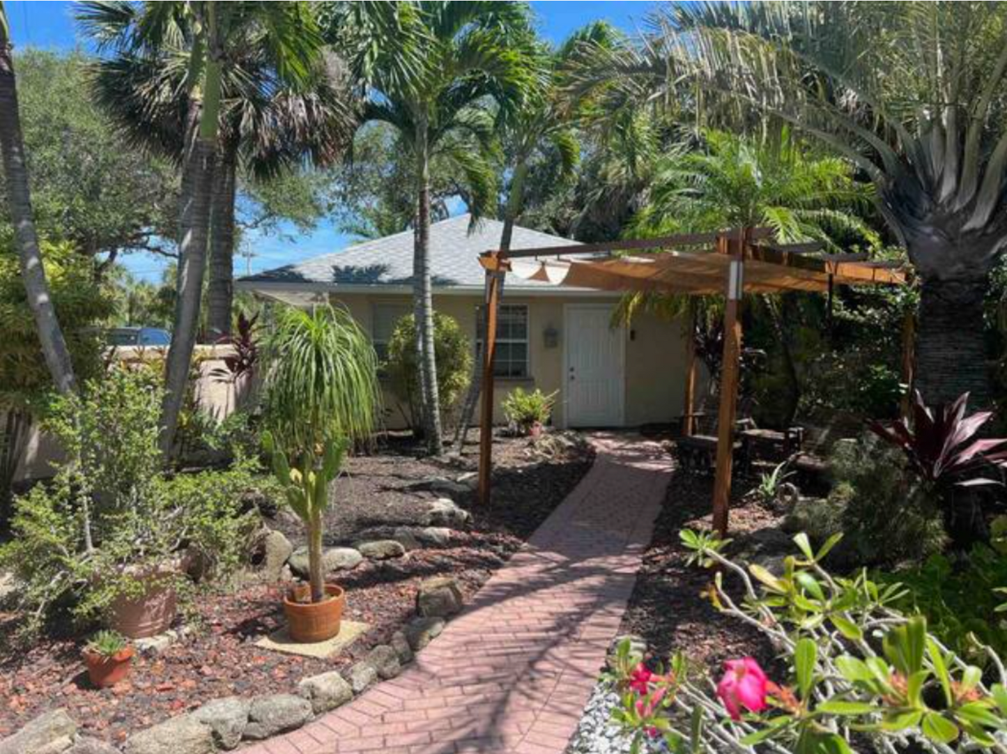 Direct booking for 45 west bay drive